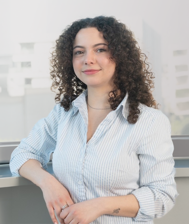 Portraitfoto Mitarbeiterin Latesha Berbuer